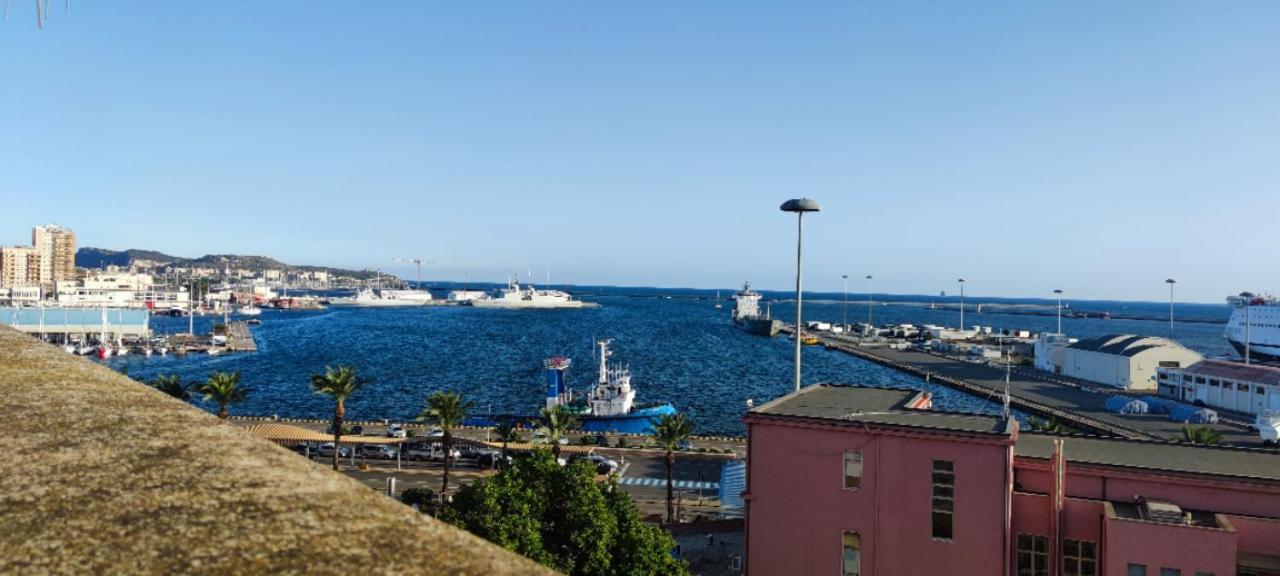 Cagliari Central Rooms With Port View Екстер'єр фото