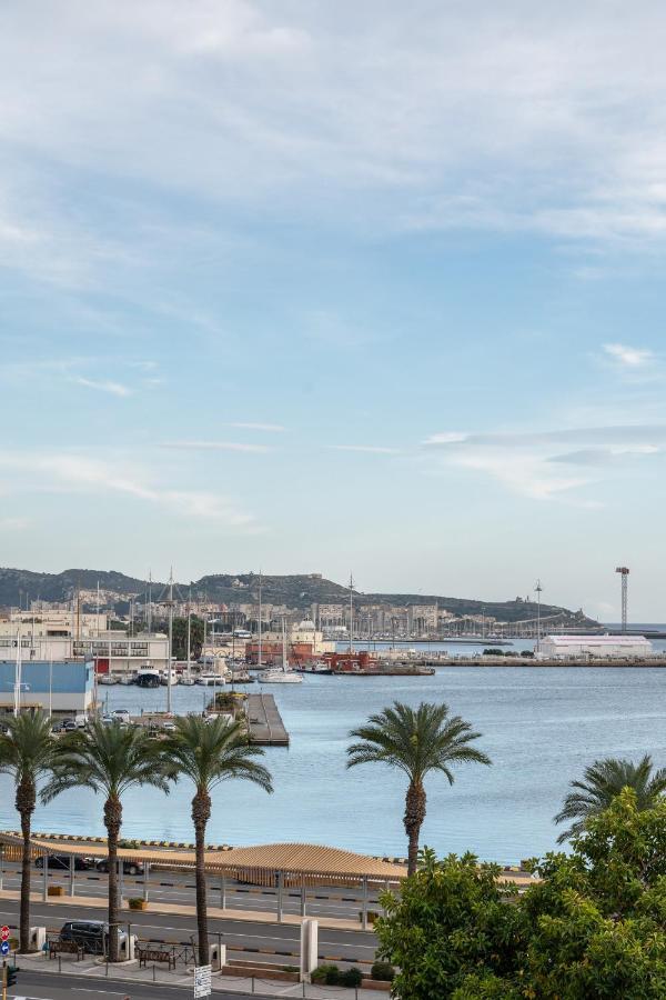Cagliari Central Rooms With Port View Екстер'єр фото